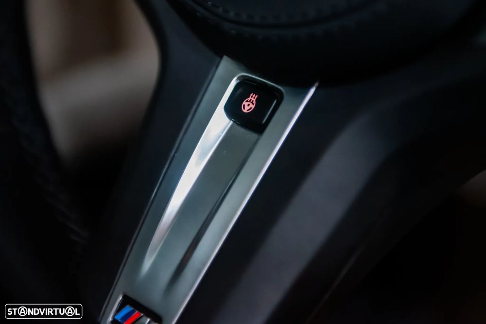 BMW 420 d xDrive Desportiva M Auto - 36