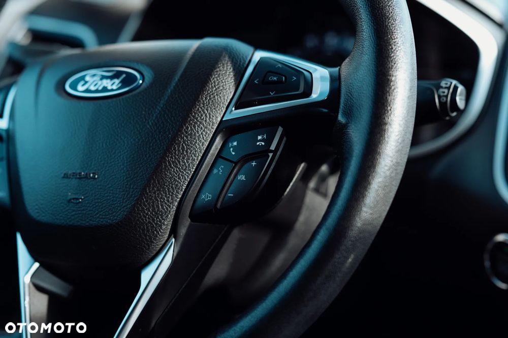 Ford Edge - 17