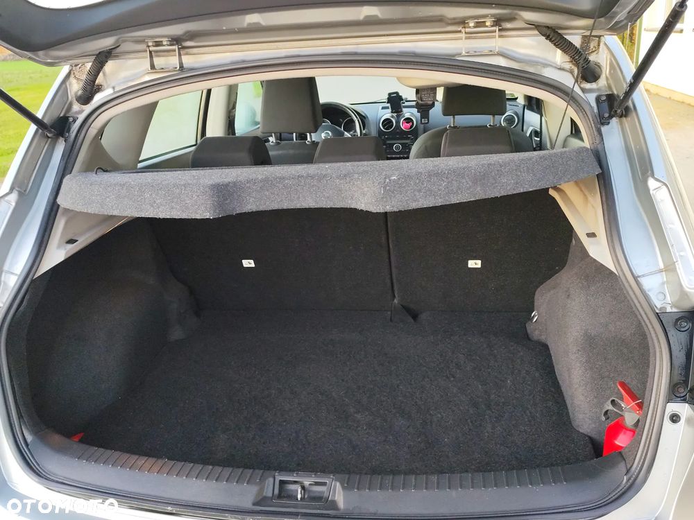 Nissan Qashqai - 8