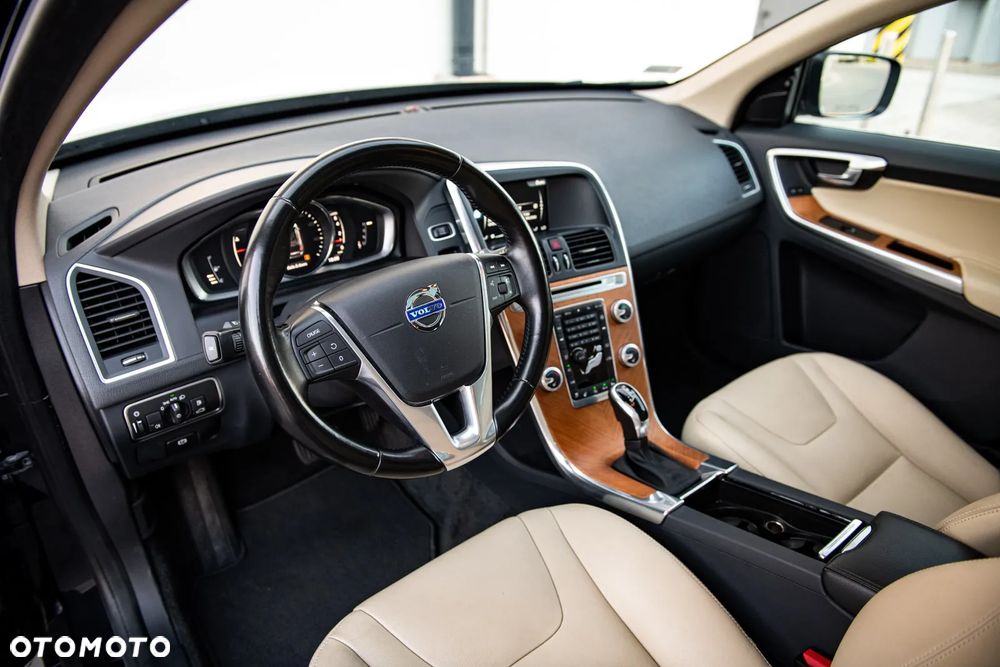 Volvo XC 60 T6 AWD Geartronic Linje Inscription - 9