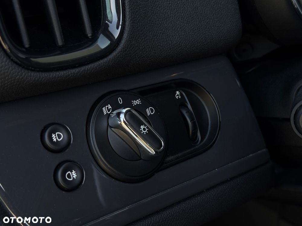 MINI Countryman One - 18