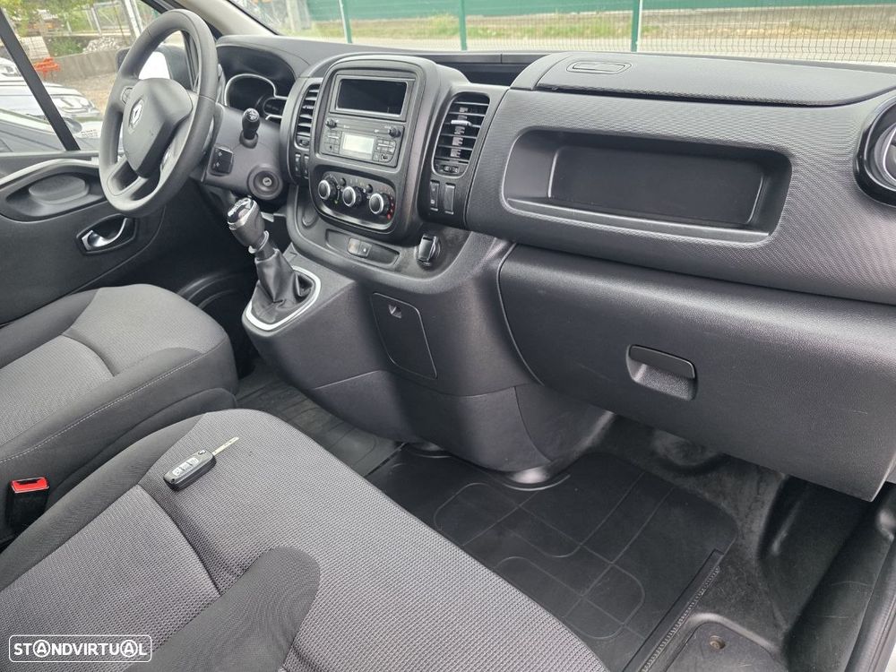 Renault TRAFIC 2.0 DCI - 6