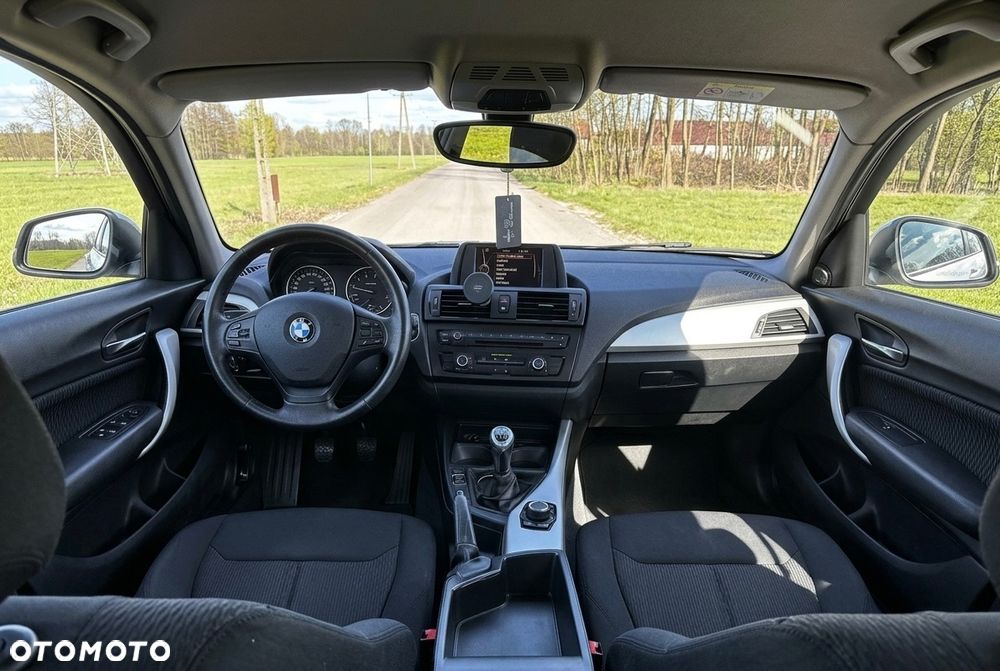 BMW Seria 1 114i - 5