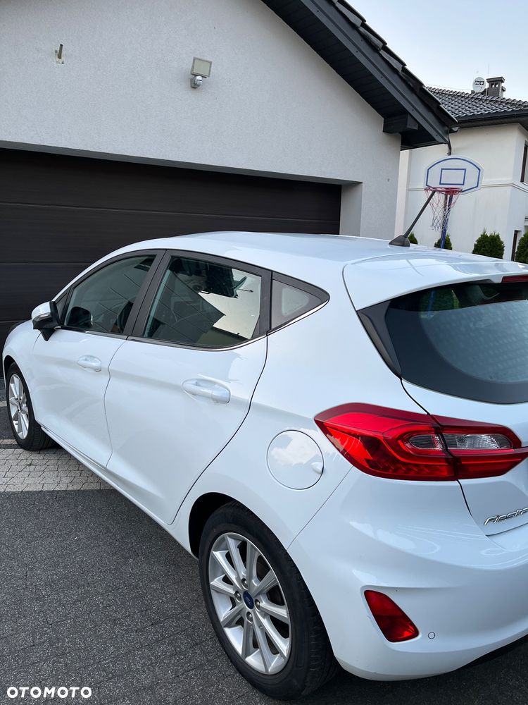 Ford Fiesta - 15