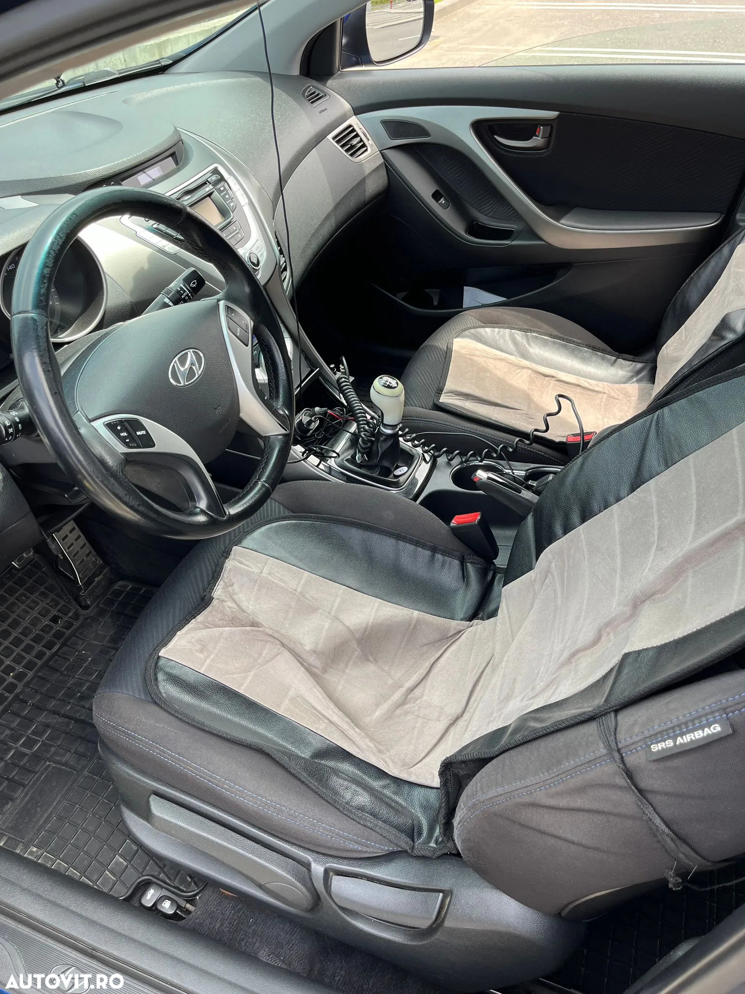 Hyundai Elantra 1.6 MPi - 9
