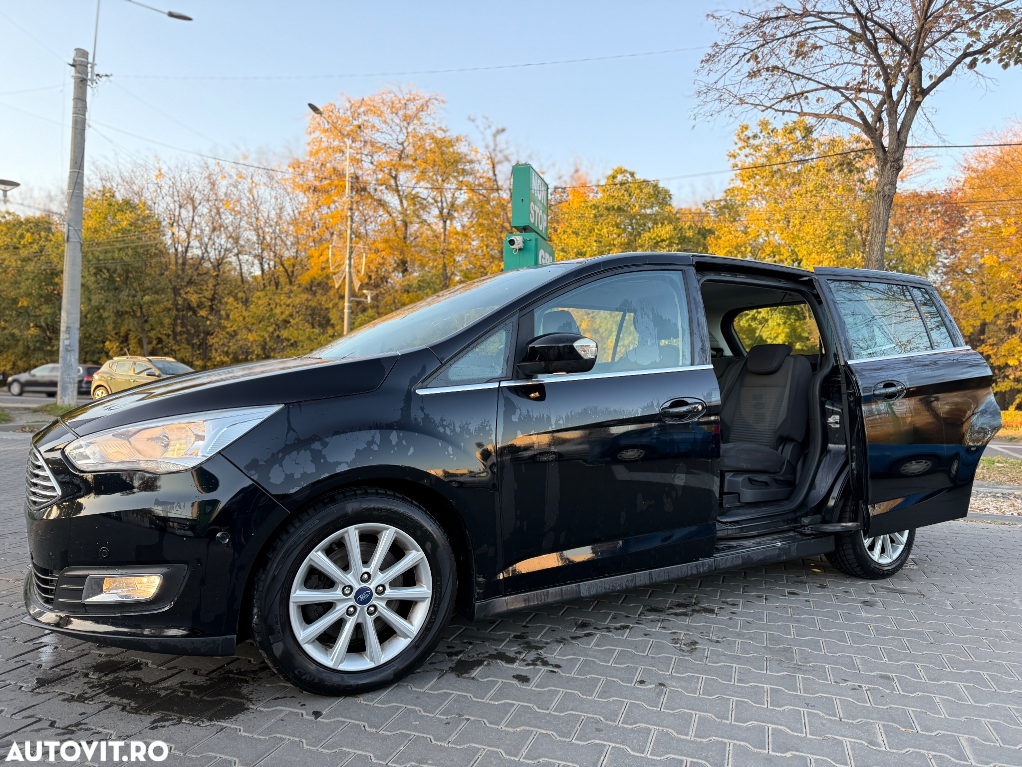 Ford Grand C-Max 1.5 TDCi Start-Stopp-System Titanium - 16