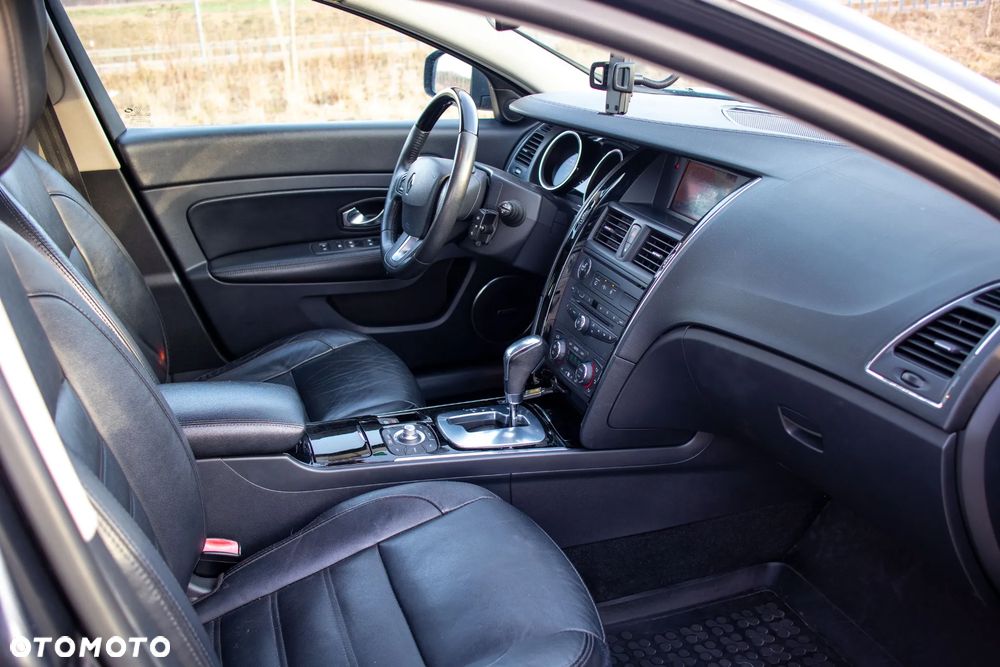 Renault Latitude - 11