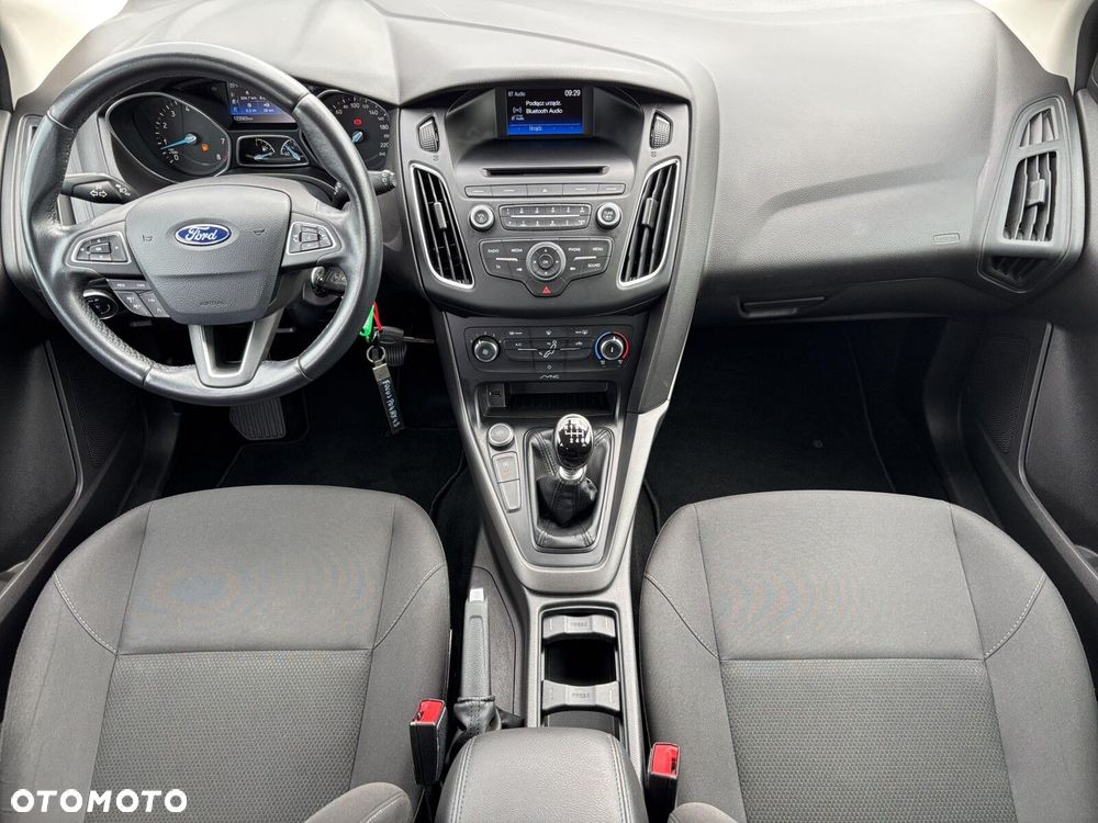 Ford Focus - 17
