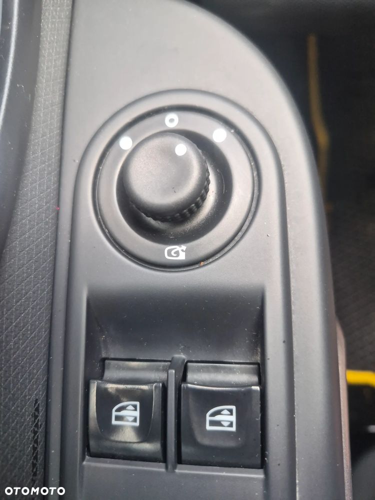 Renault Clio 1.2 TCe GT 120 EDC - 23