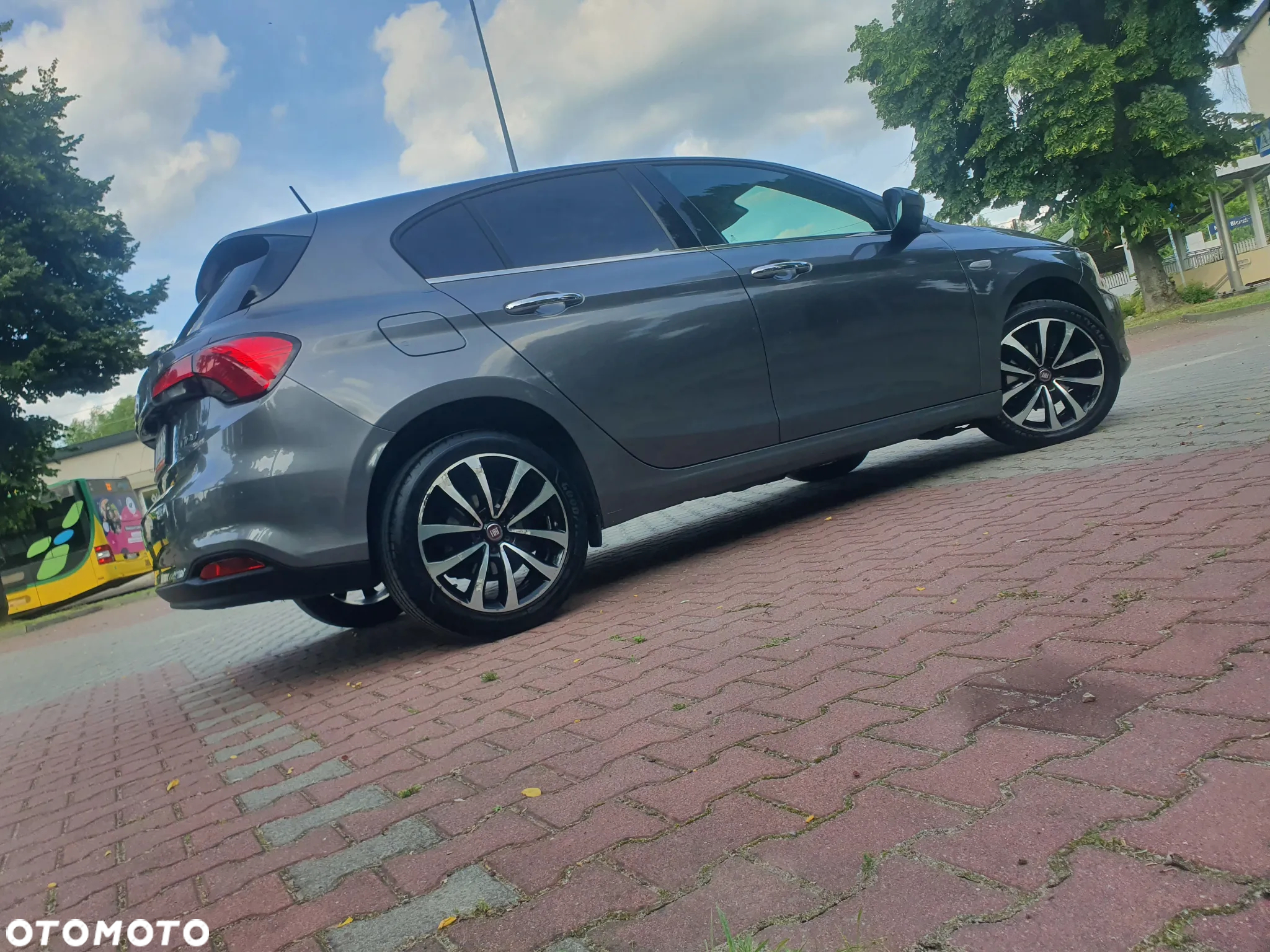 Fiat Tipo 1.6 MultiJet 16v Lounge - 26