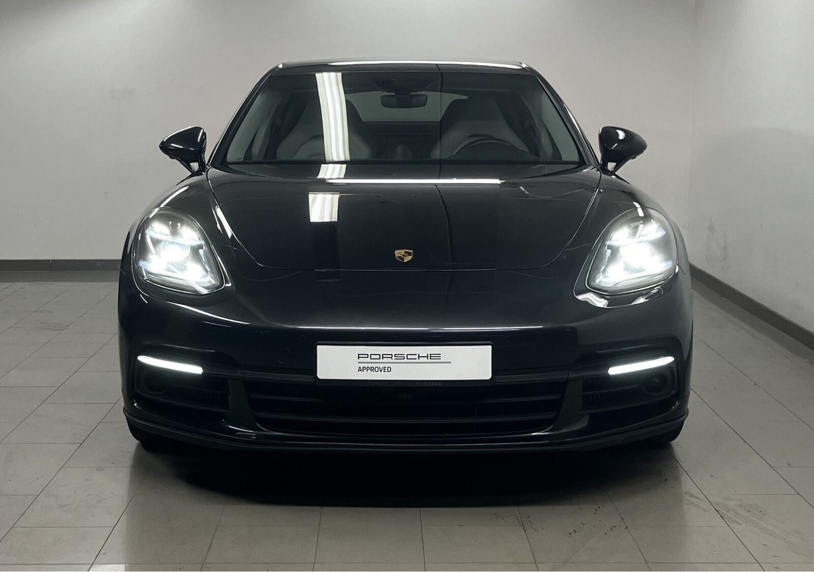 Porsche Panamera - 9