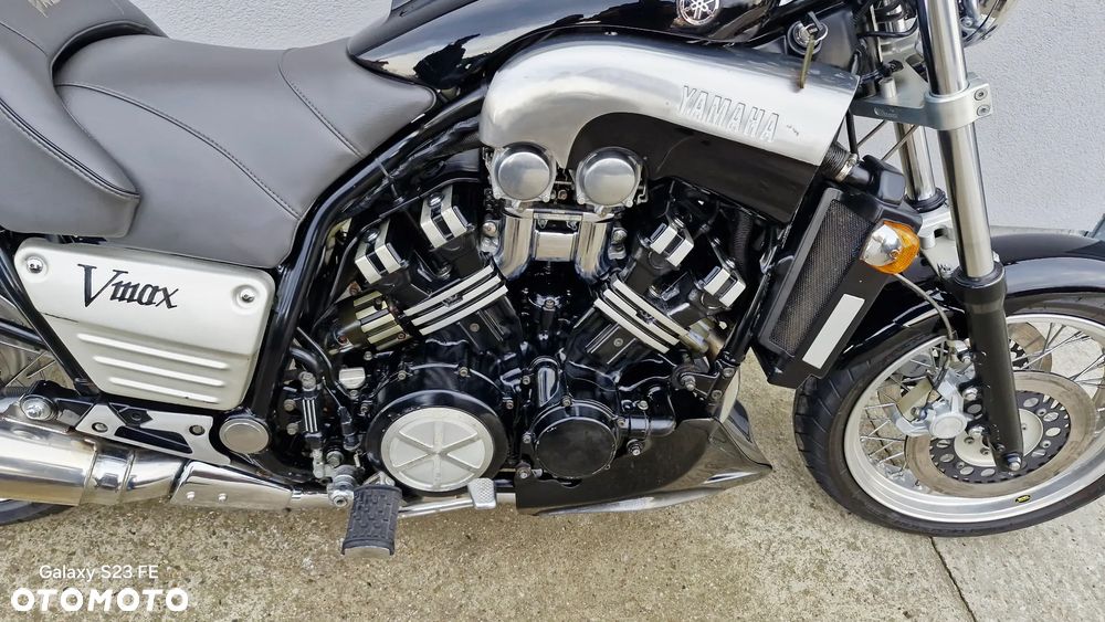 Yamaha V-MAX - 26