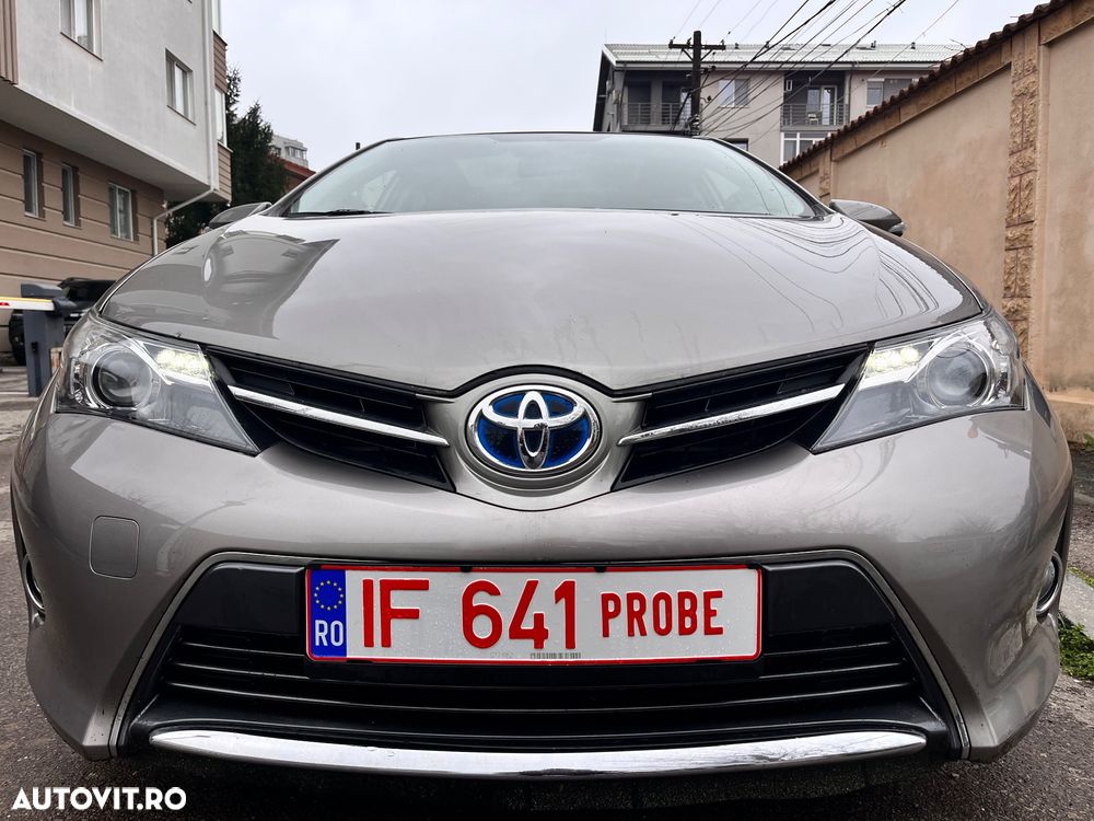 Toyota Auris 1.8 VVT-i Automatik Cool - 2
