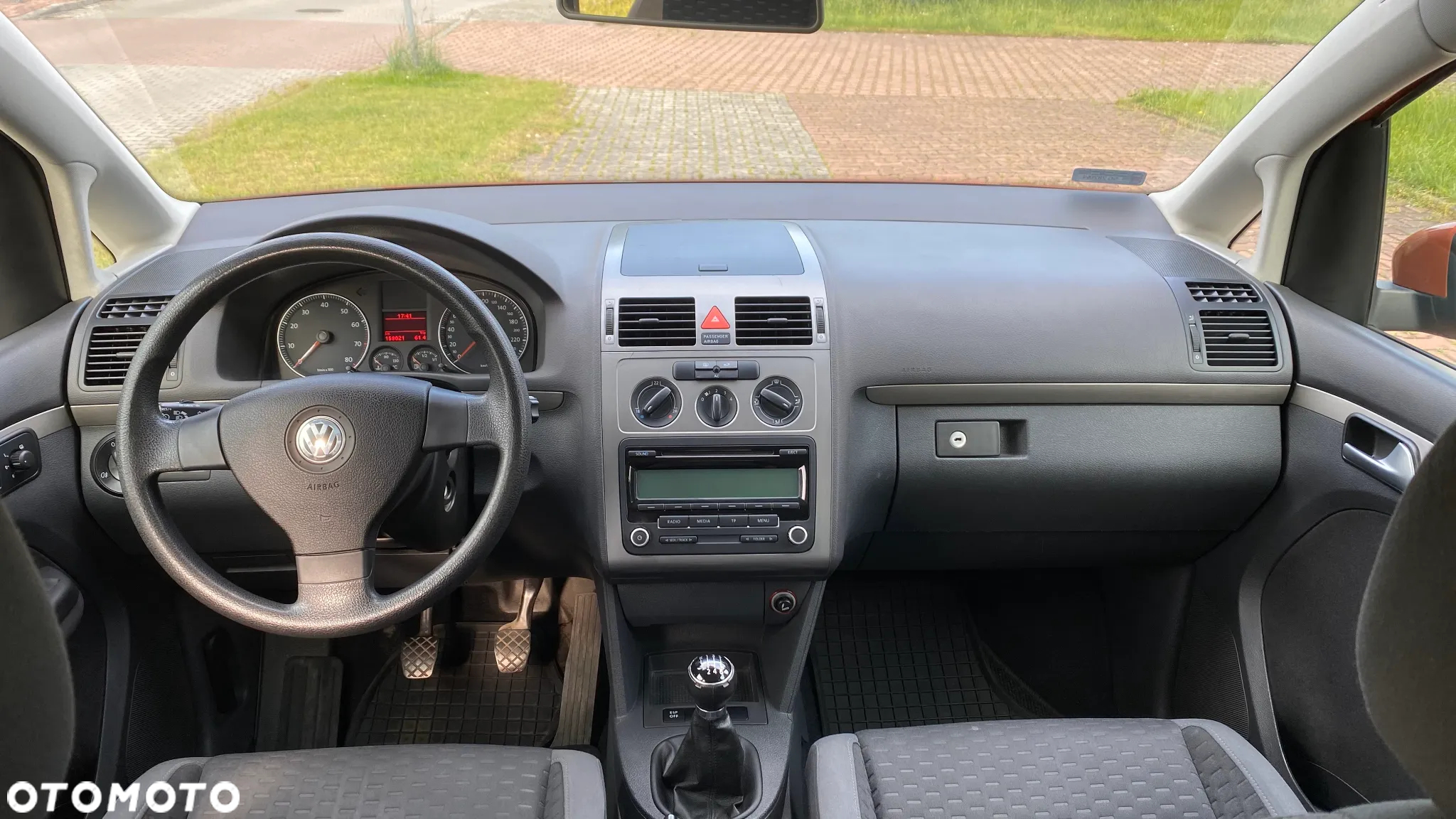 Volkswagen Touran 1.4 TSI Comfortline Perfectline - 9