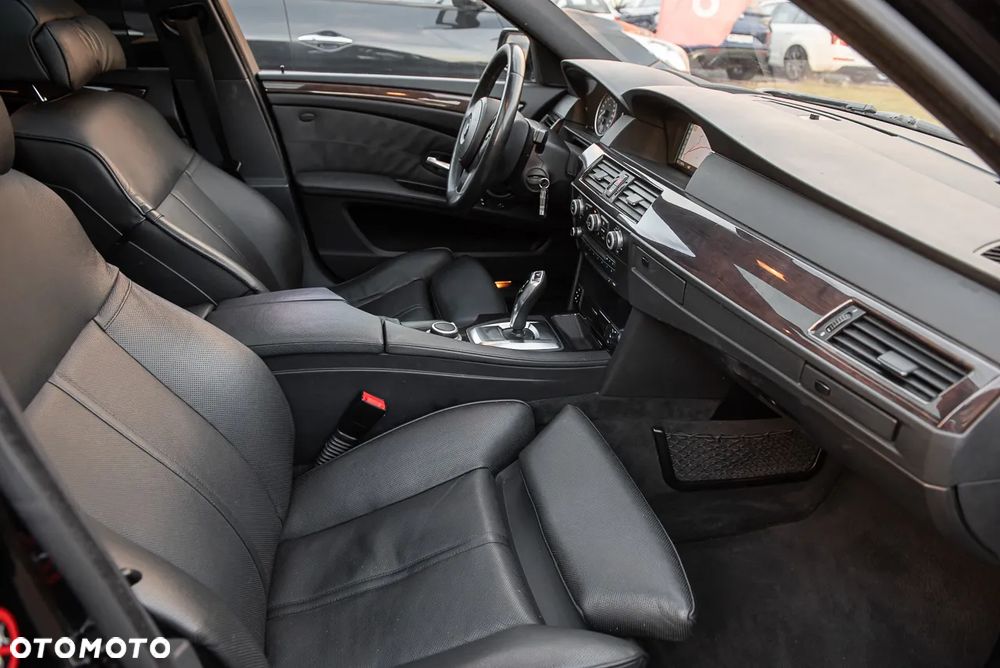 BMW Seria 5 530d xDrive Edition Exclusive - 35