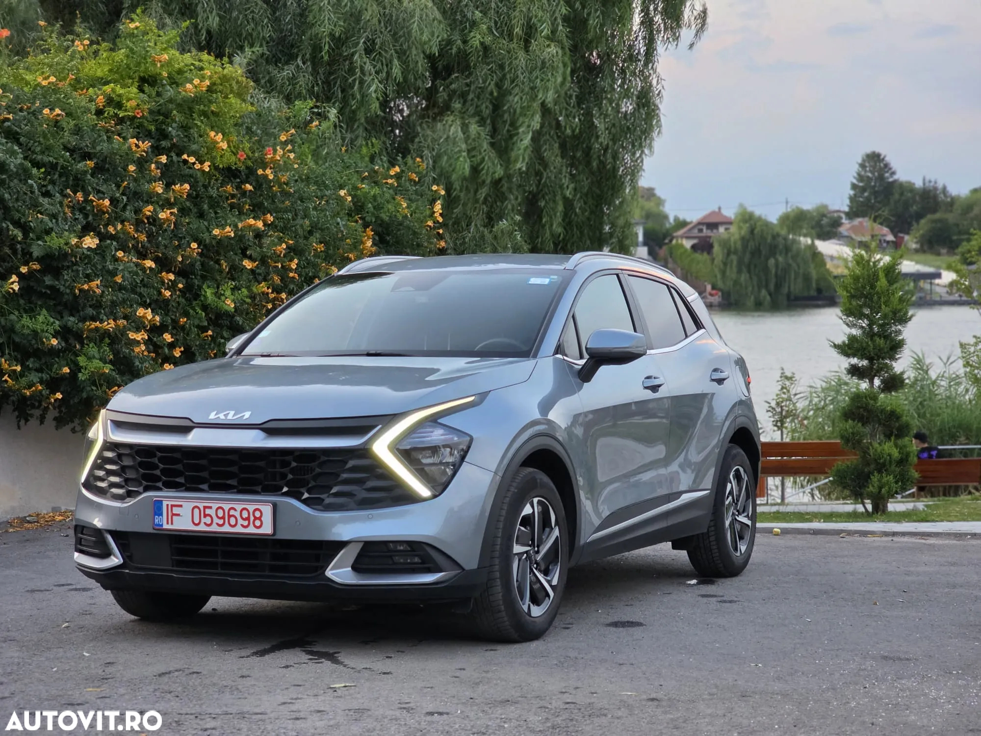 Kia Sportage 1.6 T-GDI HEV 6AT 4x2 Style - 4
