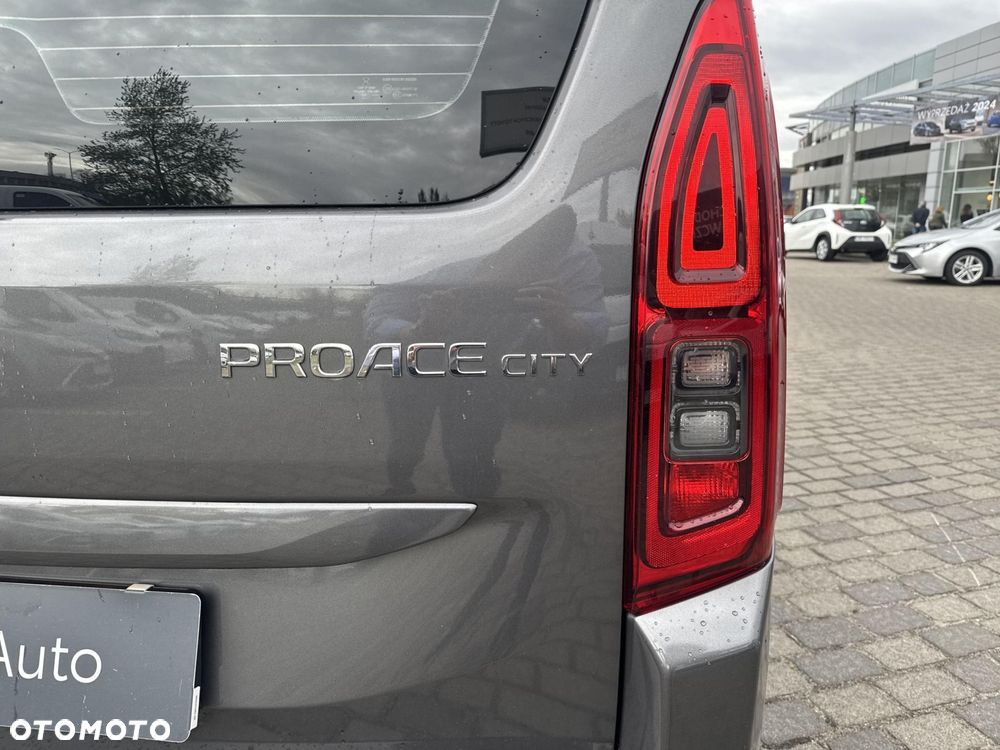 Toyota Proace City Verso Long 1.5 D-4D Business - 9