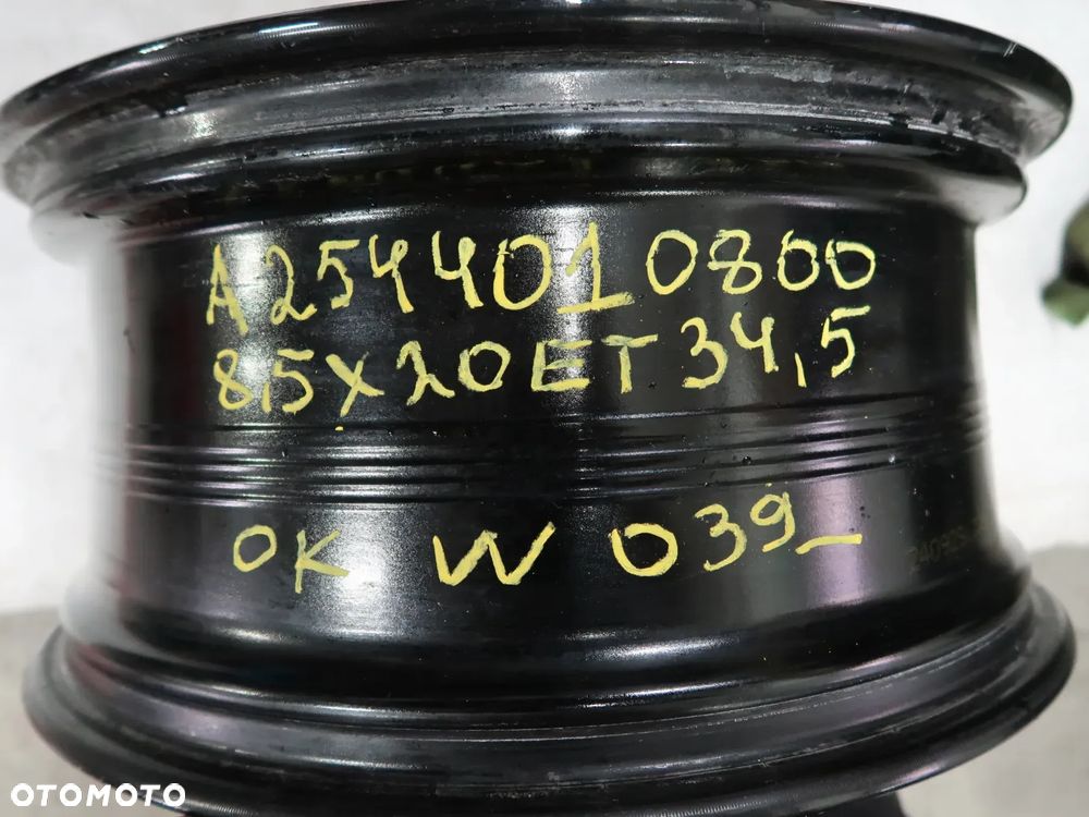 W039  Felga Aluminiowa Mercedes A2544010800 8,5x20et34,5 - 10
