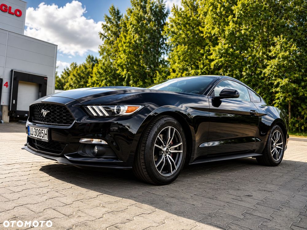 Ford Mustang - 5