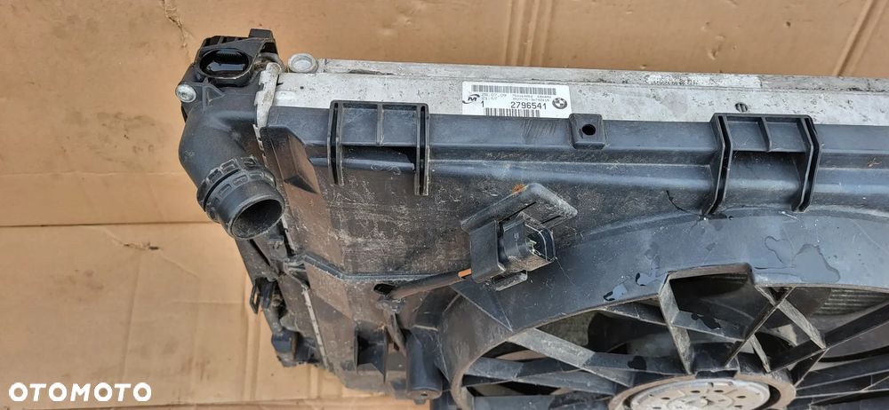 WENTYLATOR CHLODNICA BMW E81 E90 7563259 - 7