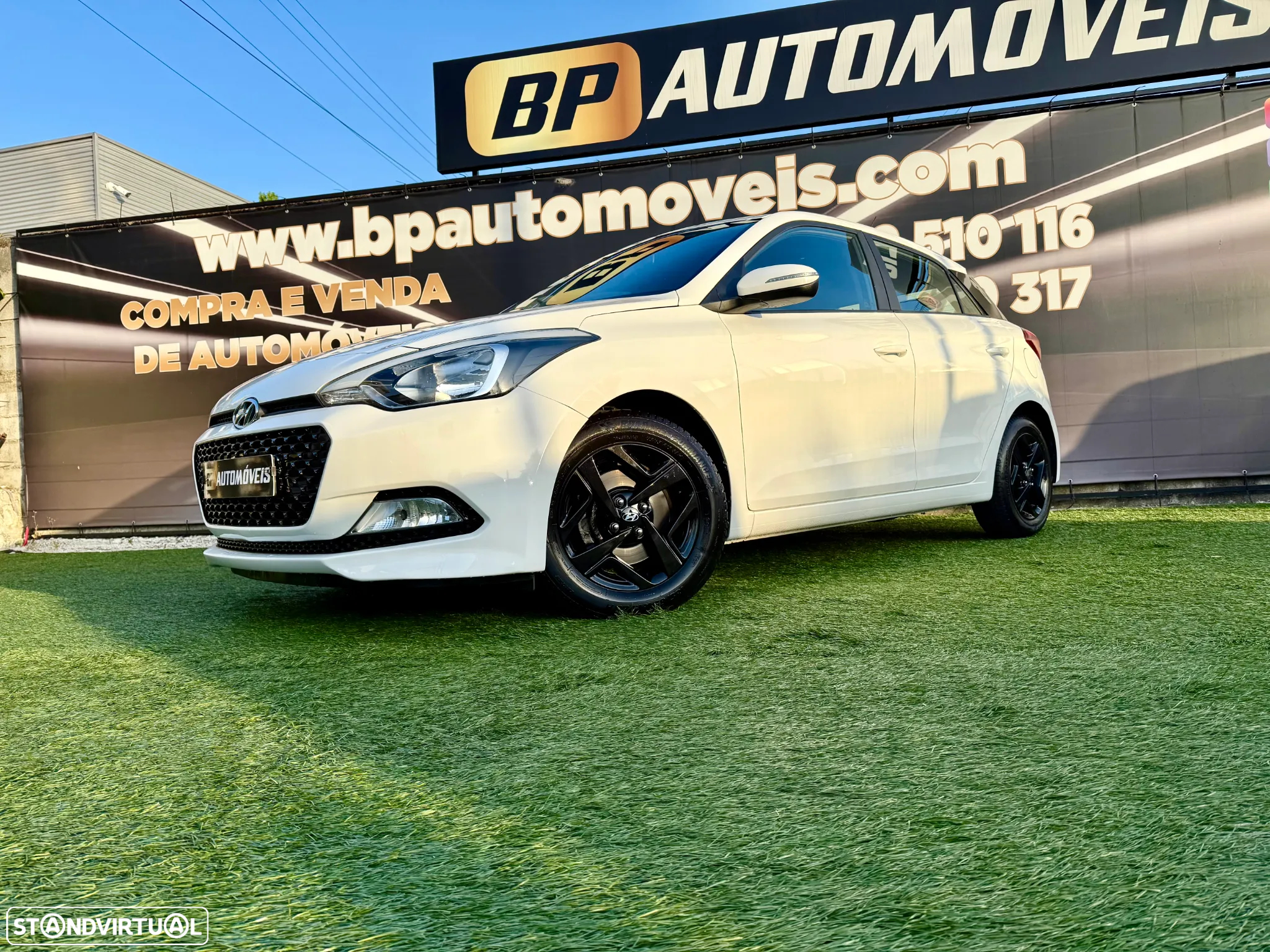 Hyundai i20 1.1 CRDi Blue Access+Bluetooth - 13