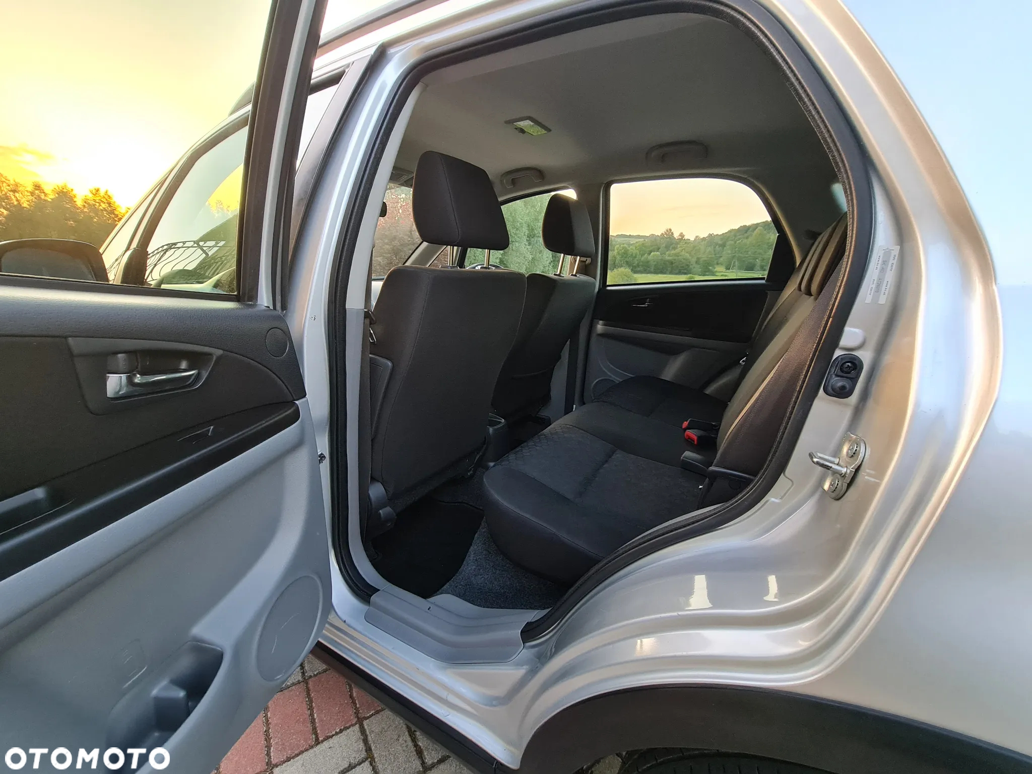 Suzuki SX4 - 14