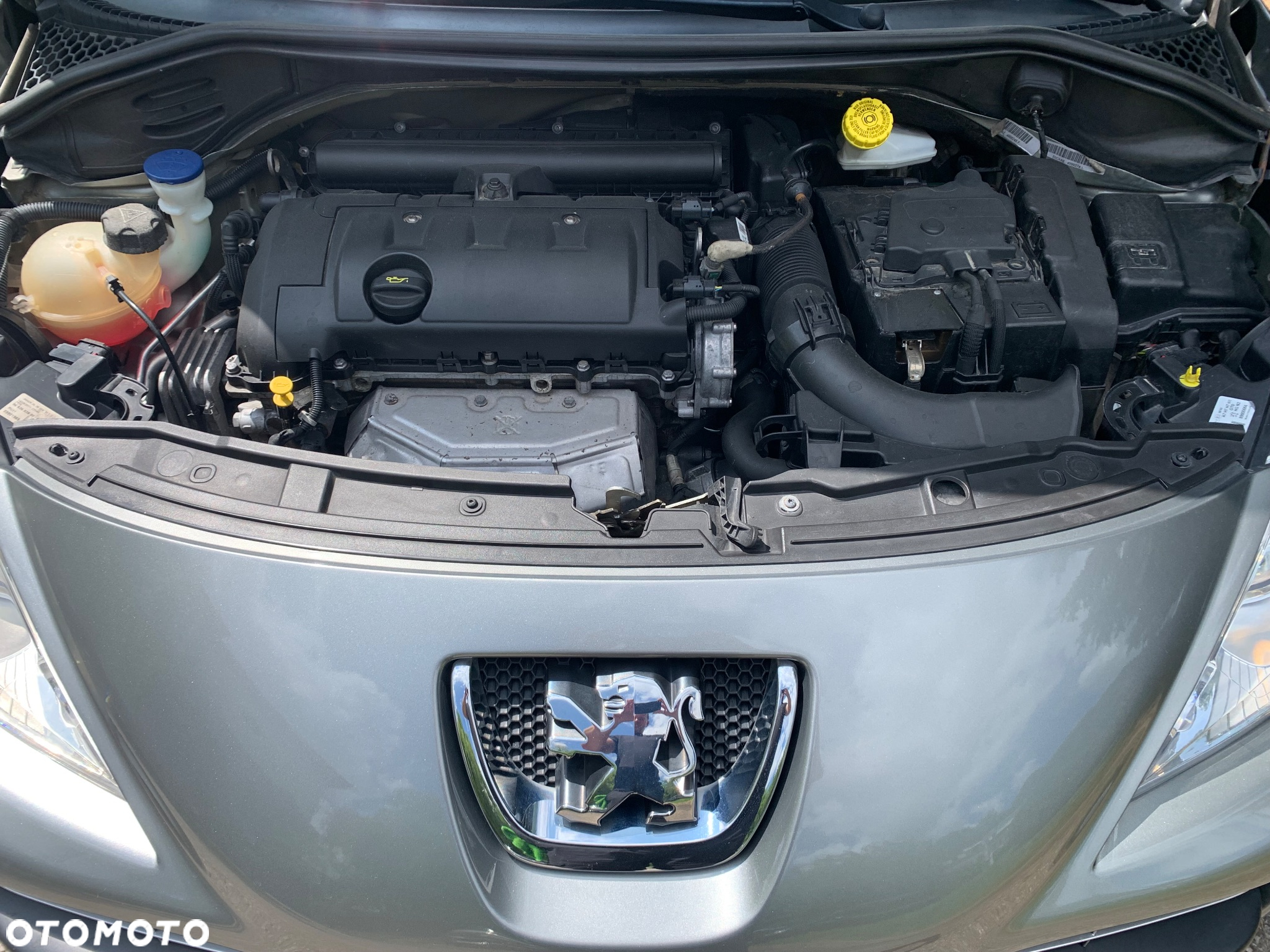 Peugeot 207 CC 120 VTi Roland Garros - 4