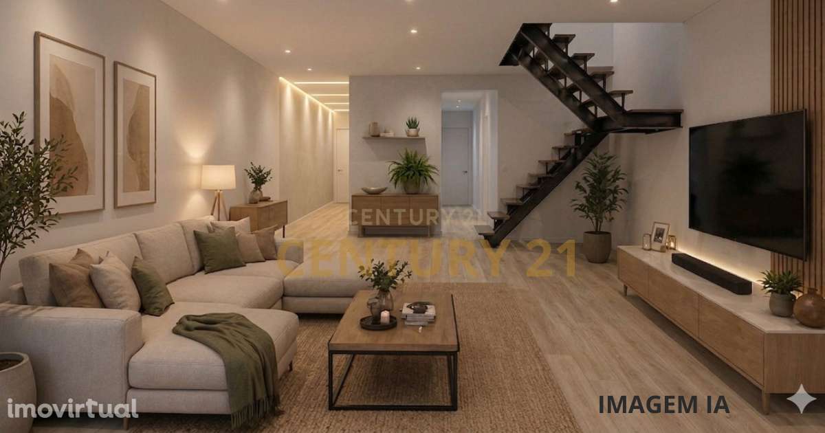 Moradia T4 Duplex com Logradouro e Sótão - Próximo aos Barcos - Grande imagem: 2/19