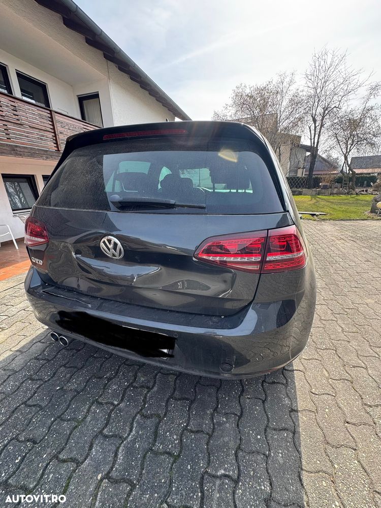 Volkswagen Golf 2.0 TDI DPF BMT DSG GTD - 9