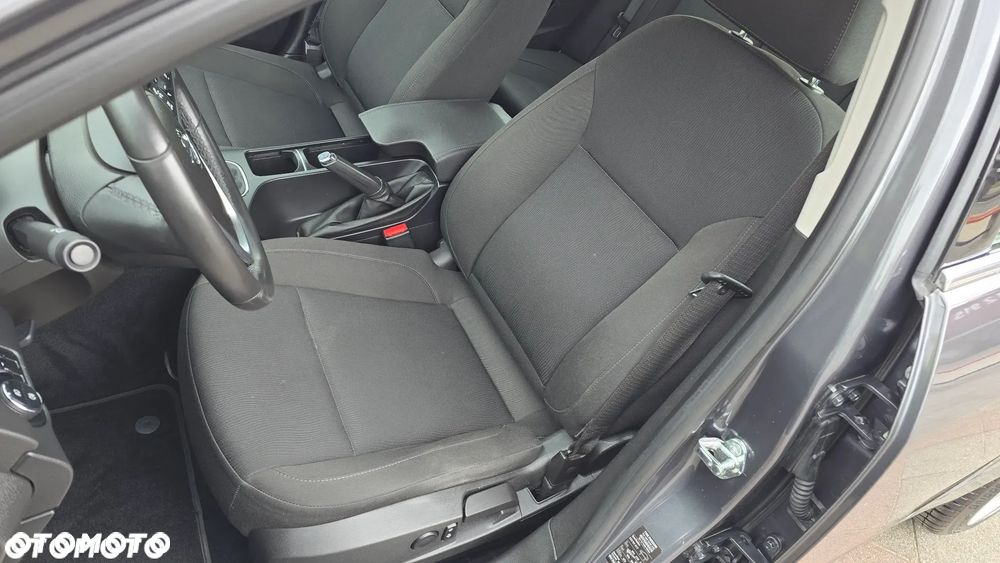 Opel Insignia - 23