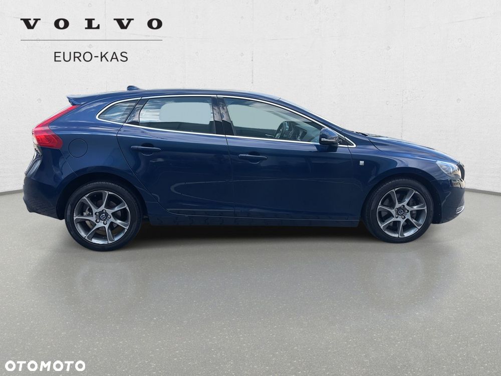 Volvo V40 - 4
