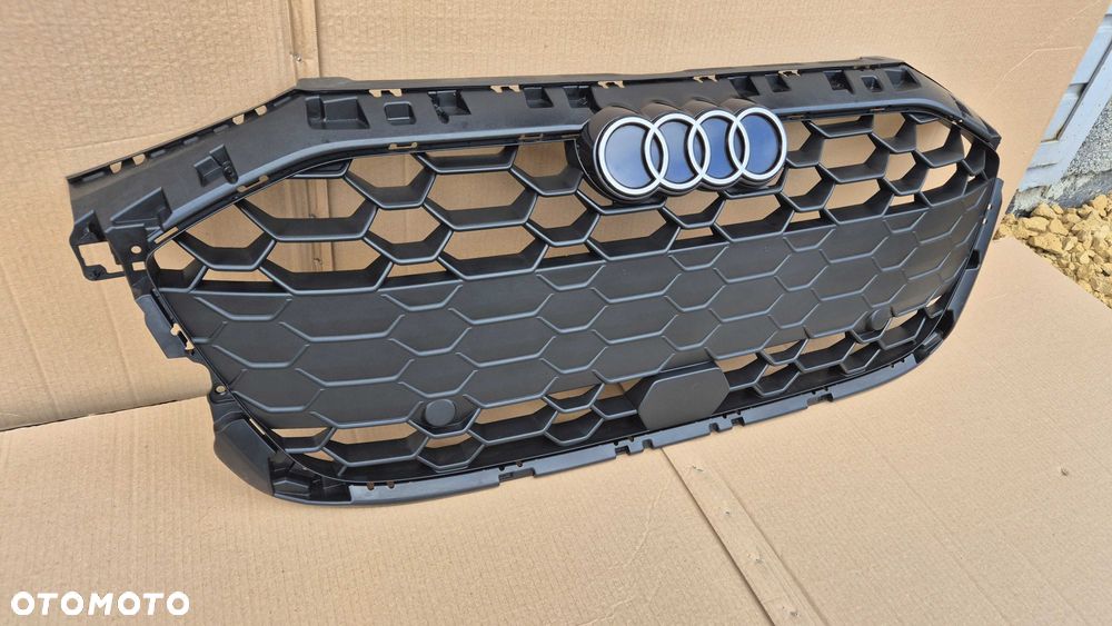 Atrapa chłodnicy GRILL Audi A3 8Y LIFT 2024- OE 8Y0 ORYGINAŁ NOWY !