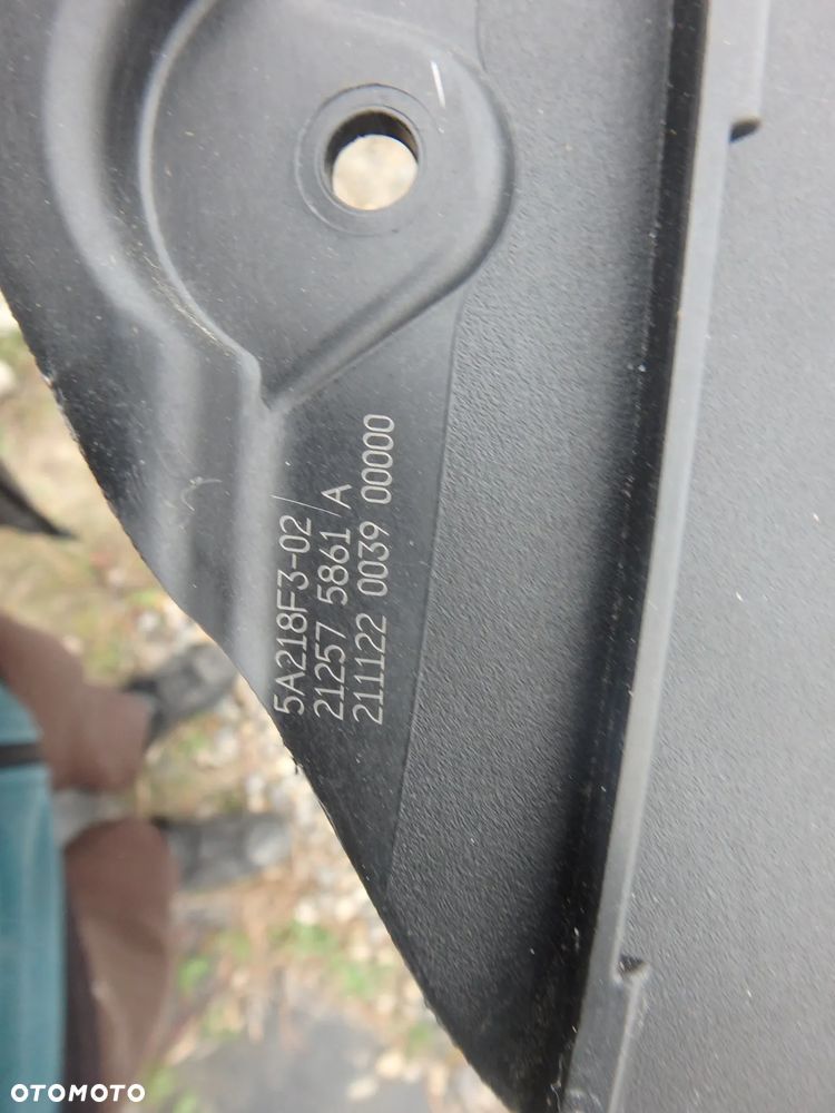 Grill Kierownica powietrza BMW G30/31 - 2