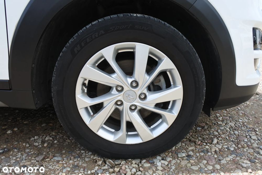 Hyundai Tucson blue 1.6 CRDi 2WD DCT Advantage+ - 31