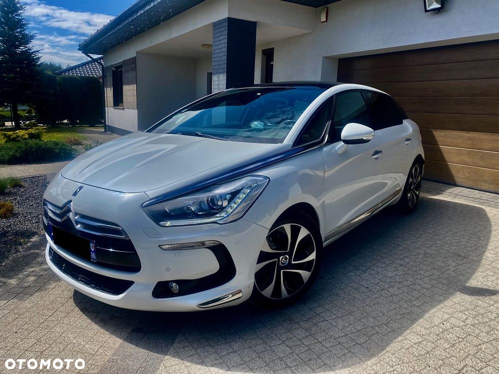 Citroën DS5 THP 155 SoChic - 16