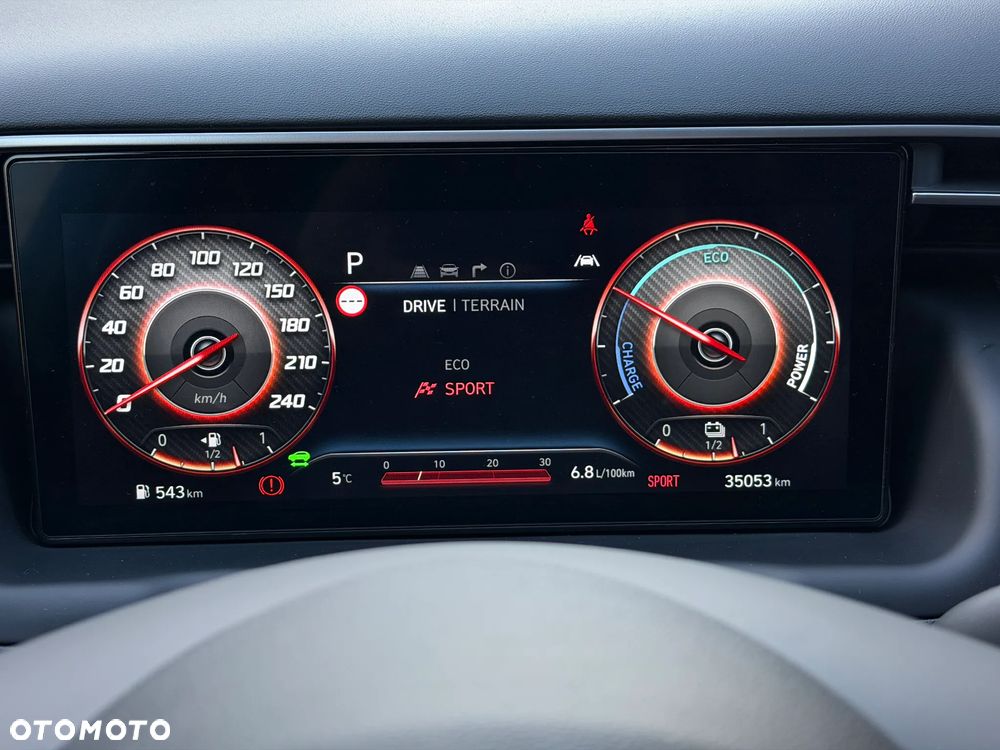 Hyundai Tucson 1.6 T-GDi HEV Executive 4WD - 25