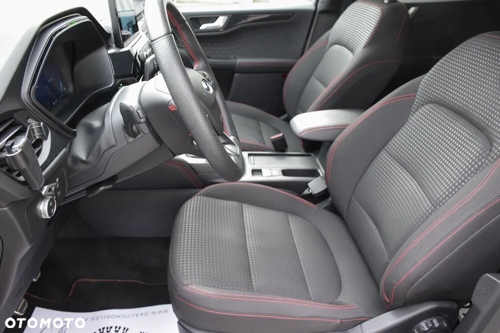 Ford Kuga 1.5 EcoBoost FWD ST-Line X - 22