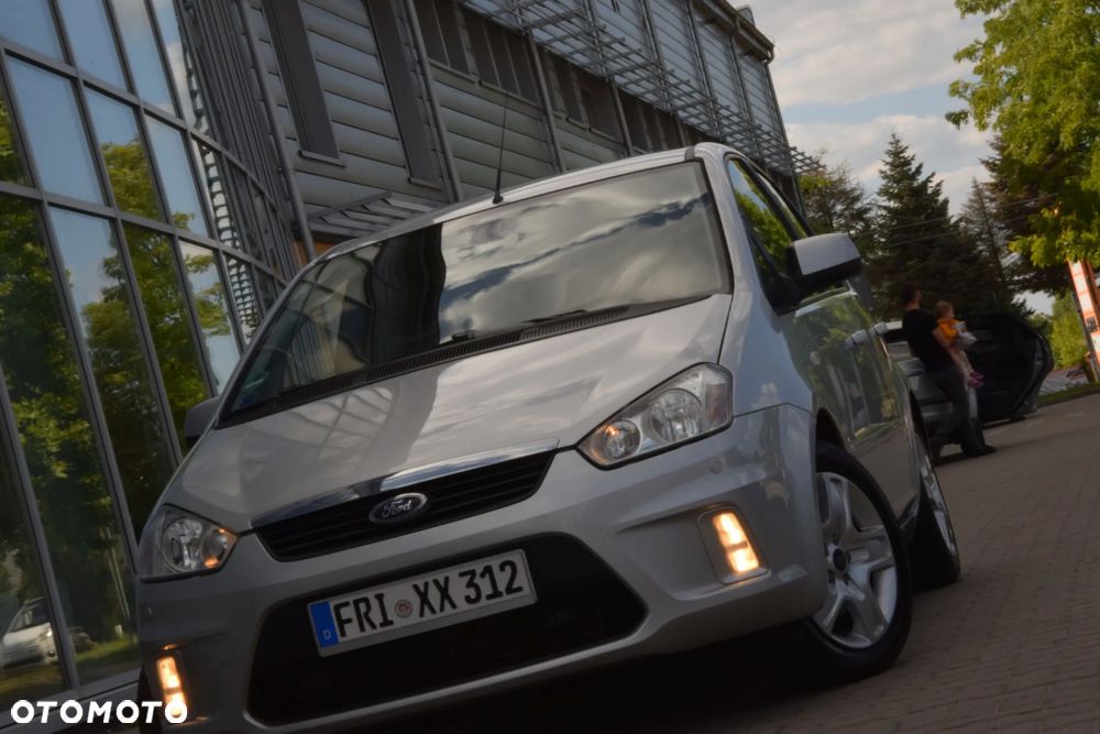 Ford C-MAX 2.0 TDCi Ghia - 32