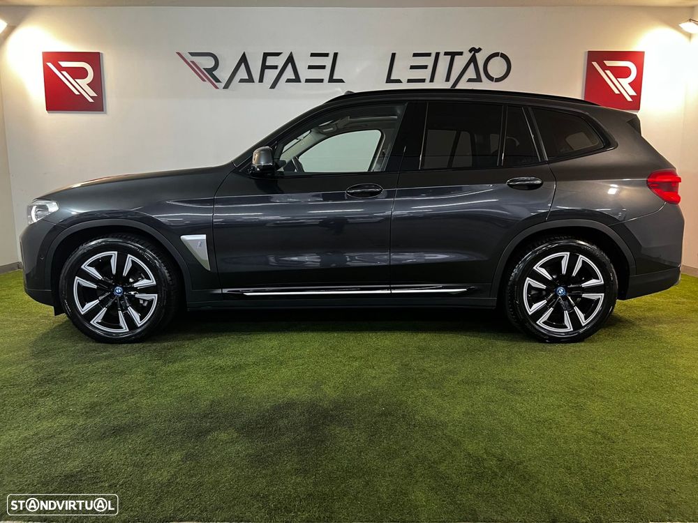 BMW iX3 Impressive - 10
