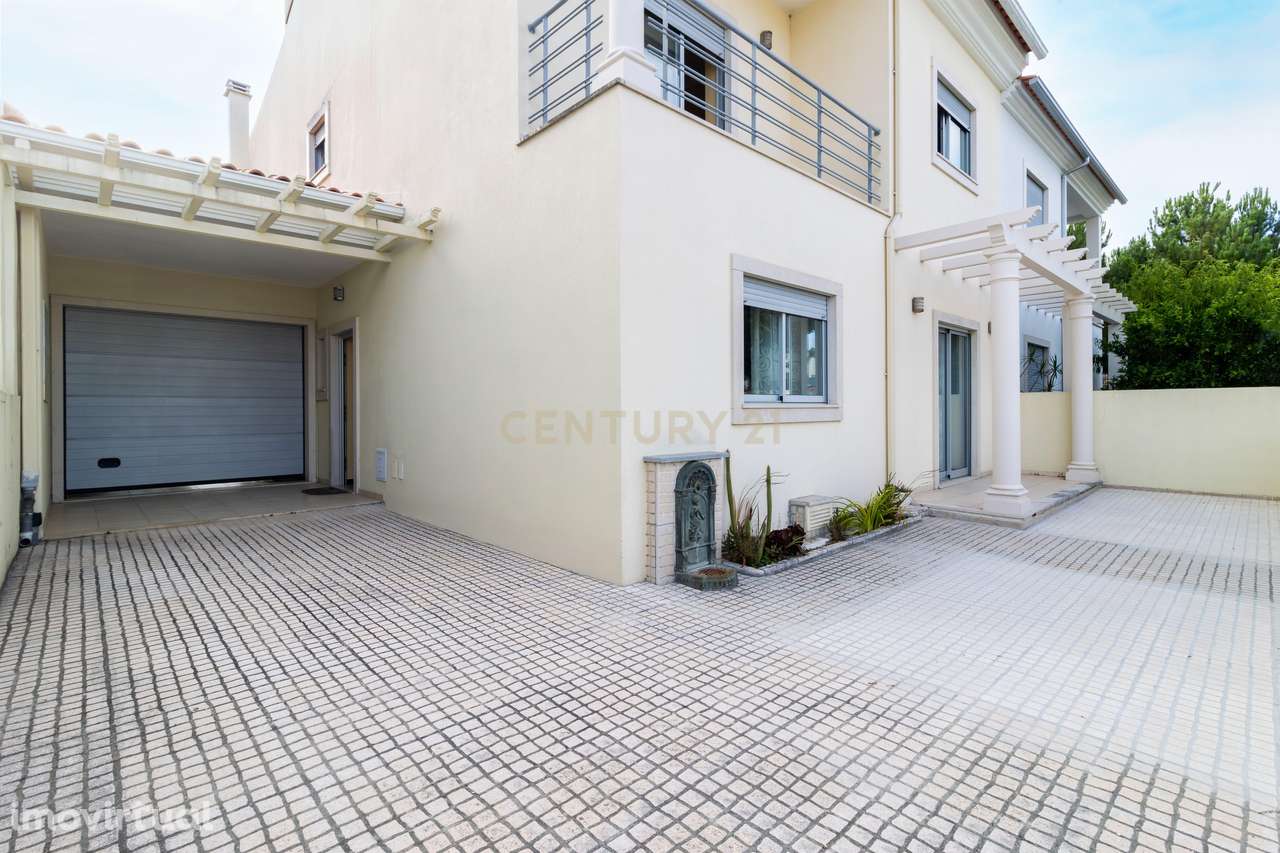 Moradia T4 Moderna | Piscina | Marinha Grande - Grande imagem: 3/28