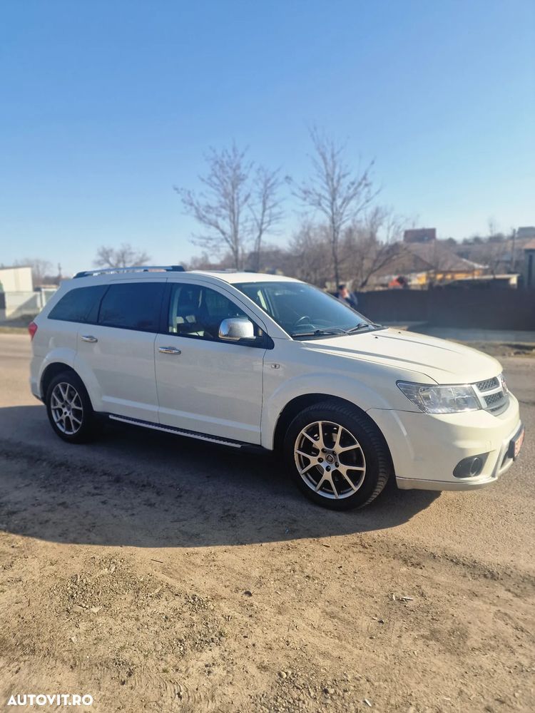 Fiat Freemont 2.0 Mjet AT AWD Lounge - 6