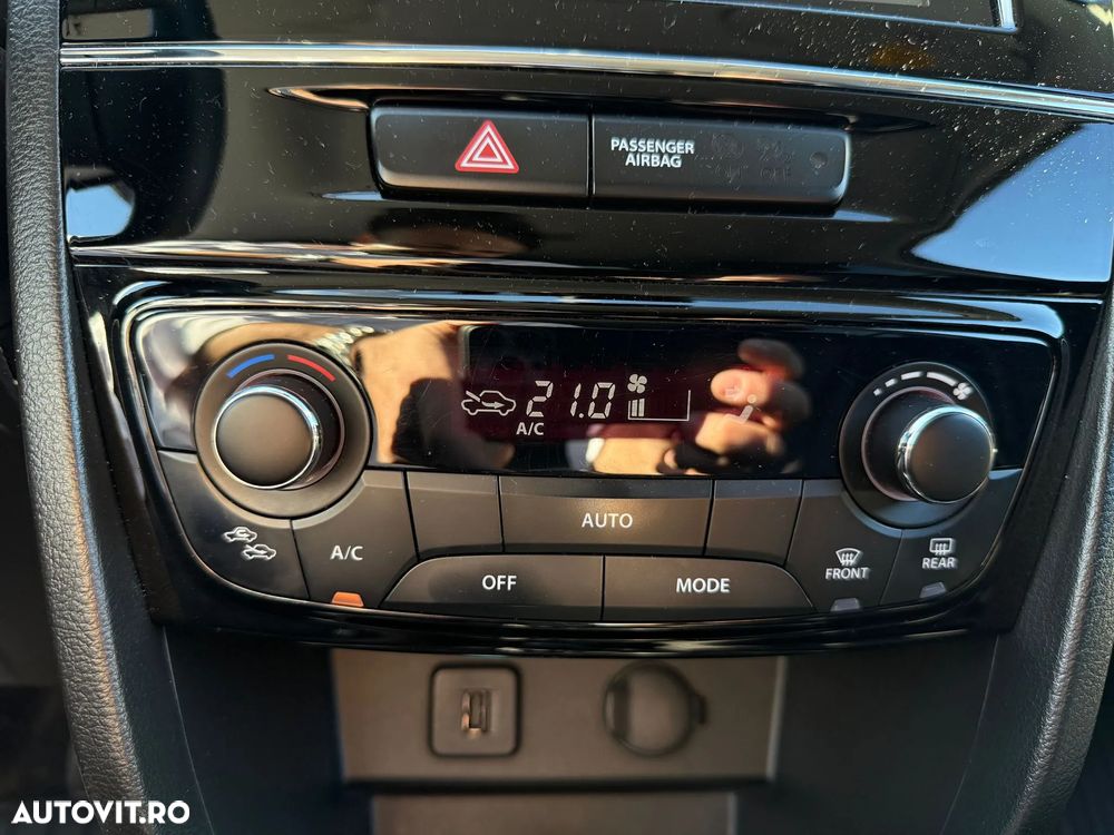 Suzuki Vitara 1.4 Boosterjet MHEV Passion - 25