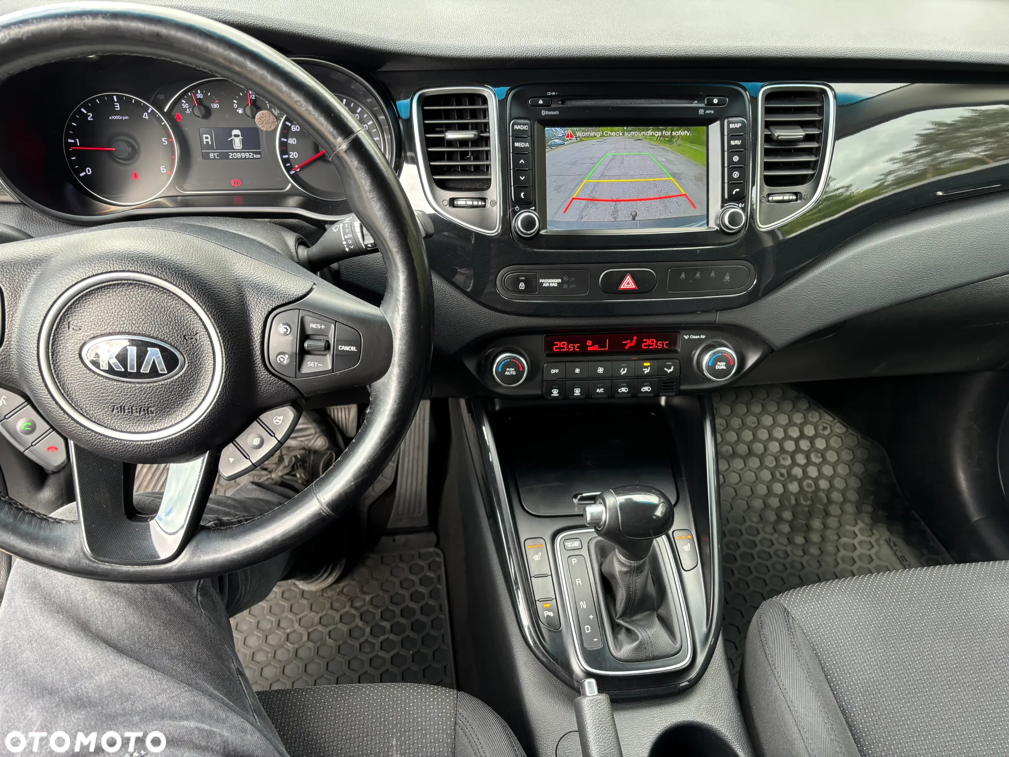 Kia Carens 1.7 CRDi Vision - 13