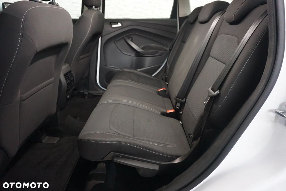 Ford Kuga 2.0 TDCi 2x4 SYNC - 19