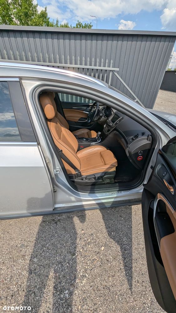 Opel Insignia 2.0 SIDI Turbo 4x4 Country Tourer - 9