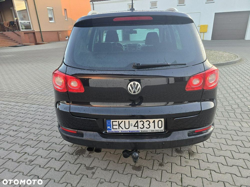 Volkswagen Tiguan - 8