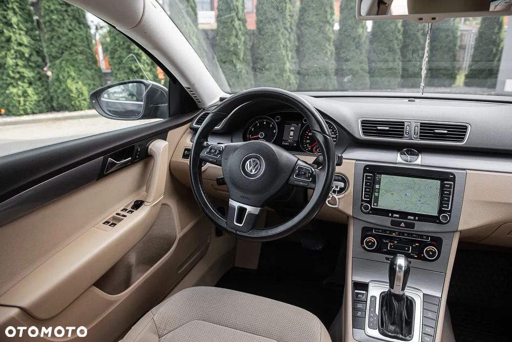 Volkswagen Passat 1.4 TSI DSG BlueMotion Technology Highline - 27