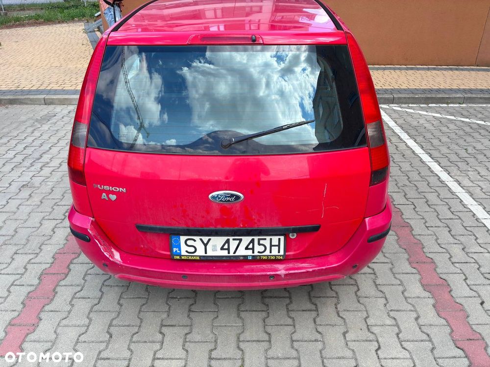 Ford Fusion 1.4 Ambiente - 4