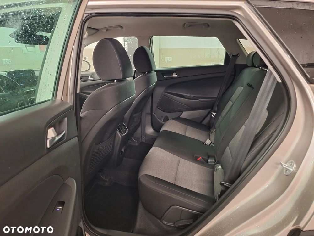 Hyundai Tucson 1.6 GDi Comfort 2WD - 12