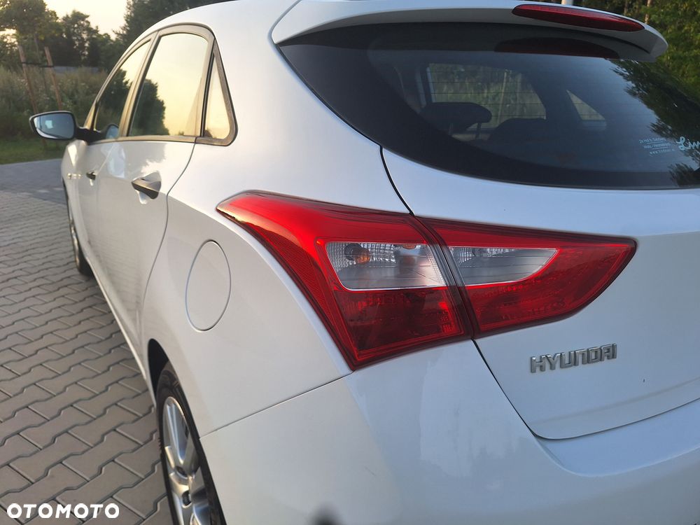 Hyundai i30 1.4 Trend - 22